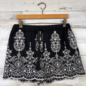 Wonderly Womens S Black White Embroidered Boho Pull On Lined 3 Inch Shorts